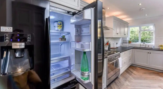 Stunningly Decorated 3 Bed Family Home in Hammersmith, Забронировать Отель Бизнес-отели Лондона, рядом с Больница Чаринг-Кросс, 4* 5*