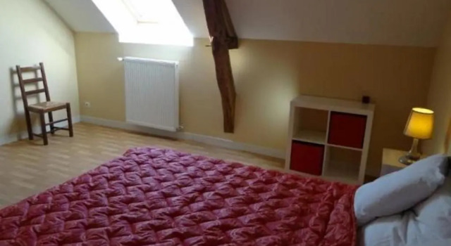 Ferme rénovée avec verger, 7 km du Mans, cheminée, 4 chambres, draps inclus, calme assuré - FR-1-410-251, Prenota Hotel La Bazoge 