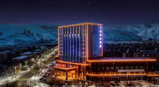 Haichuan Hotel (Xinyuan Passenger Station Nalati Airport Branch), Prenota Hotel Hotel a Xinjiang con parcheggio, Parcheggio