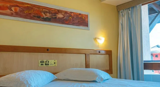 Номер Standard с видом на бассейн Porto das Naus Praia Hotel