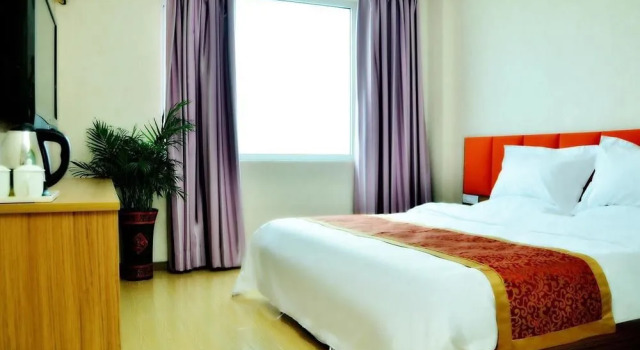 Yiju Business Hotel, Rezervați Hotel Hoteluri în Yanshi cu parcare, Parcare