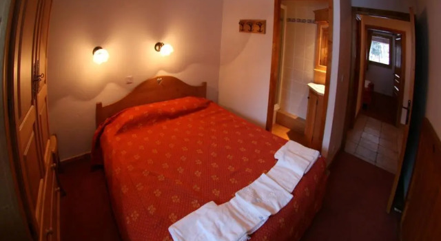 Отель Chalet des Neiges Oz en Oisans