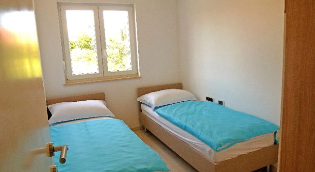 Apartment Nevena, Prenota Appartamento Hotel a Isole Quarnerine con parcheggio, Parcheggio
