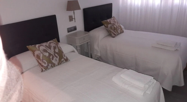 Apartamento Guesting Velazquez, Забронировать Апартаменты/квартира Отели Кадиса с парковкой, рядом с Montenmedio Golf &amp; Country Club, Парковка