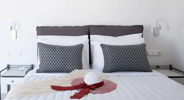 Двухместный номер Standard с балконом Santoterra Antigua Suites