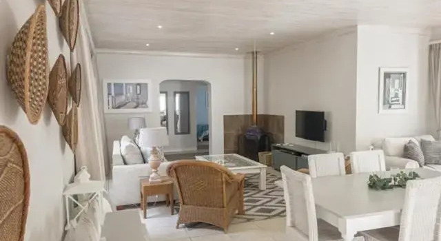 4278 River Club
