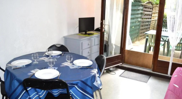 Appartement Argelès-sur-Mer, 1 pièce, 4 personnes - FR-1-225-619, Rezerwuj Apartament Hotele w Vermillion Coast z basenem, Basen