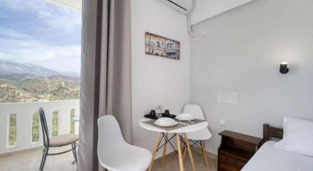 Апартаменты с видом на горы Creta Star Apartments