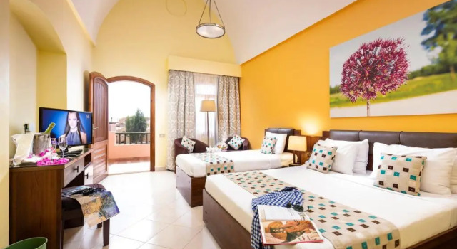 Трёхместный номер Premium Three Corners Rihana Resort