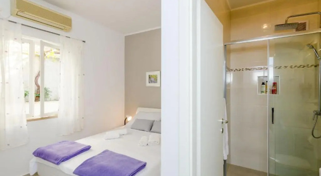 Rooms Batina