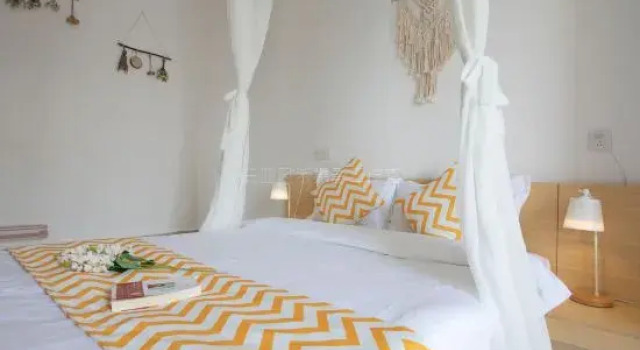 Junyuan Guesthouse, Book Hotel Sanya Hainan