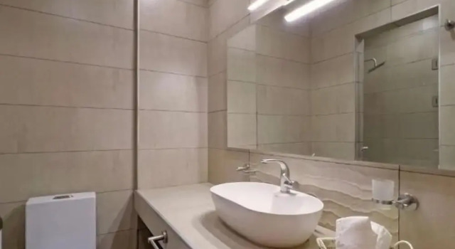 Номер Comfort Sam hotel Tbilisi