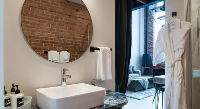 Люкс Executive 48 King West Boutique Hotel