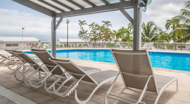 Studio Bord de Mer, Reserva ahora Hotel Hoteles en Grande-Terre con piscina, Piscina