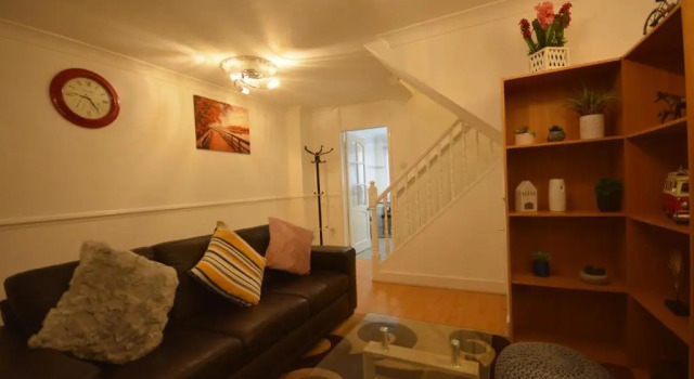 Апартаменты Five bedroom Townhouse Near Excel Exhibition Centre