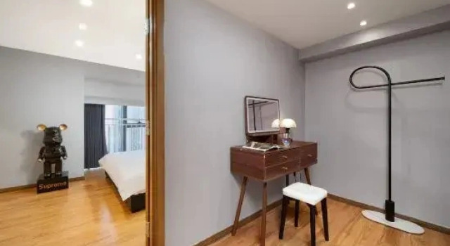 Люкс Deluxe Rainforest Light Luxury Homestay (Hankou Railway Station)