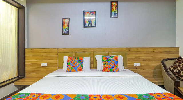 Номер Deluxe FabHotel Prime Z Grand