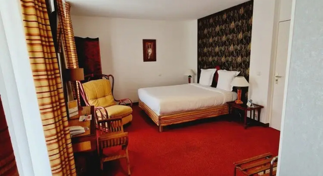 Трёхместный номер Standard Brit Hotel Essentiel Pontivy Robic