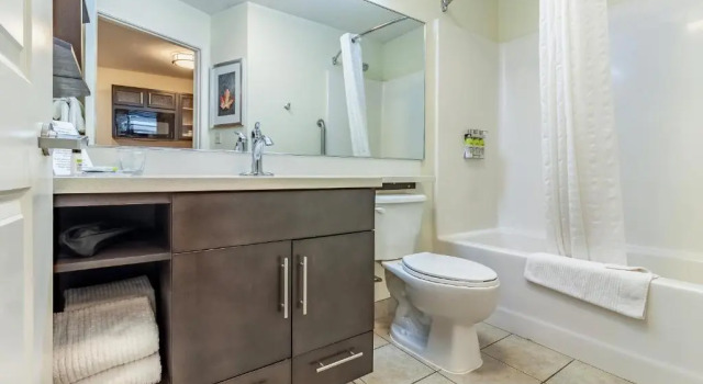 Двухместный номер Standard c 1 комнатой Candlewood Suites Lincoln by IHG