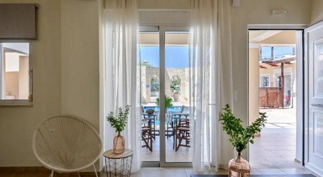 Вилла Deluxe Azure Beach Villas