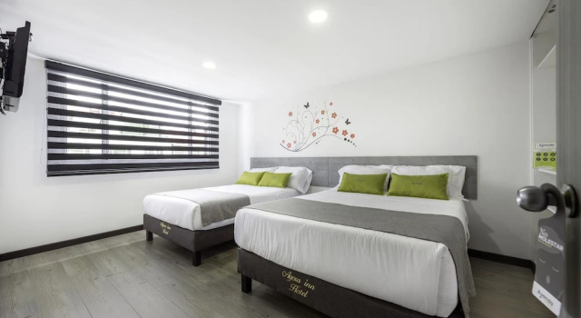 Четырёхместный номер Standard Ayenda 1024 Agora Inn Hotel