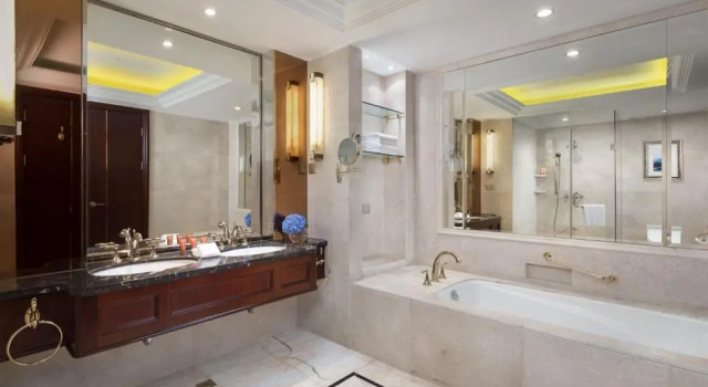 Люкс с 2 комнатами Crowne Plaza Deqing Moganshan by IHG