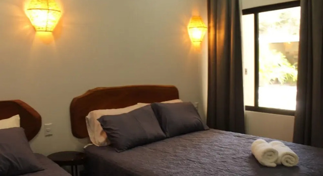 Трёхместный номер Comfort с видом на бассейн Hotel Huacas