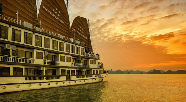 Victory Star Cruise