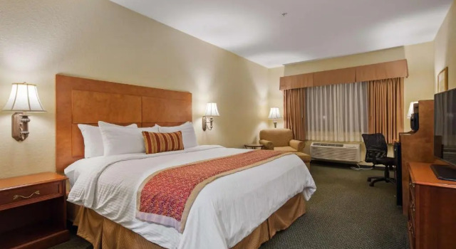 Номер Standard Best Western Plus Victoria Inn & Suites