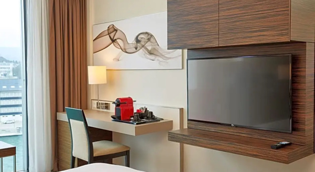 Номер Business H4 Hotel Solothurn