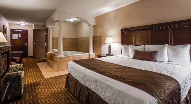 Двухместный люкс Best Western Plus Main Street Inn