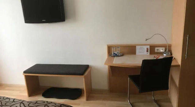 Standart çift kişilik oda Hotel-Pension Berg Caf