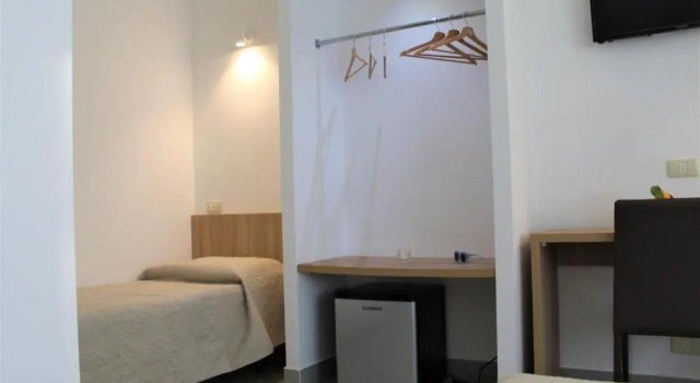 Трёхместный номер Standard с видом на сад Hotel Calysea Tropea