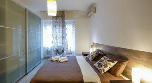 Rembrandt Apartment, Book Apartment Milan Lombardy