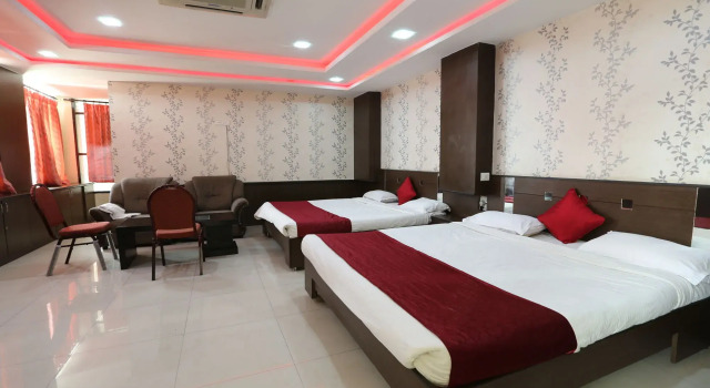 Hotel VJR Residency, Rezerwuj Hotel Shamshabad 