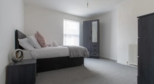 Lux Apartments 3 Bedroom House - Gorst
