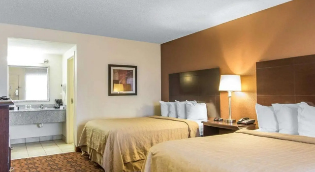 Motel 6 Oklahoma City, OK - Fairgrounds West, Prenota Motel Hotel a Oklahoma con piscina, Piscina