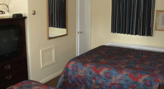 Четырёхместный номер Standard Standish Motel