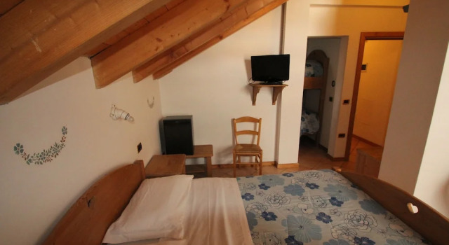 Четырёхместный номер Economy с 2 комнатами Hotel Residence Dahu