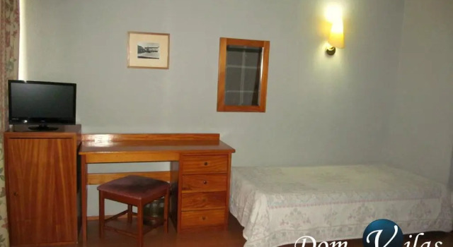 Трёхместный номер Standard Hotel Dom Vilas