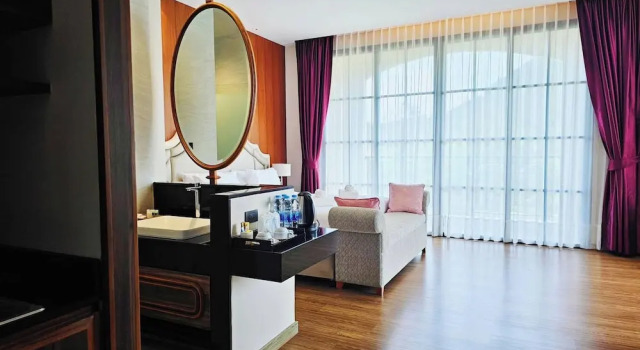 Grand Lord Hotel& Residence, Забронировать Отель На Чом Тхиан провинция Чонбури