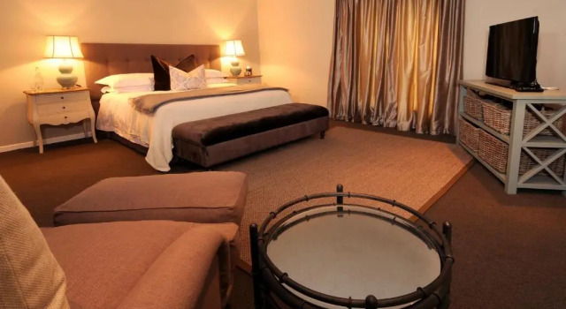 Suite 8A Grahamstown