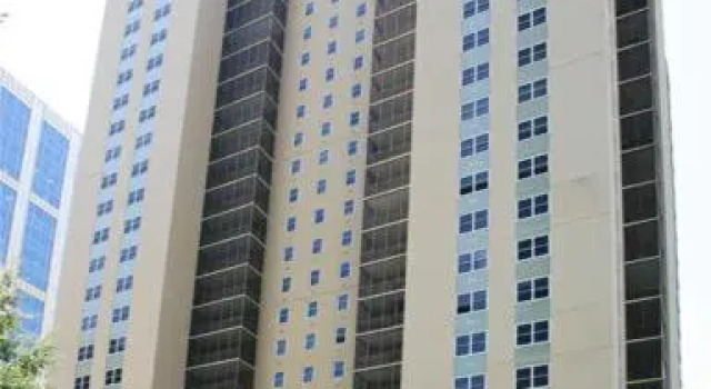 Downtown Big 1 Bedroom #20I, Забронировать Отель Атланта Джорджия, рядом с The Varsity