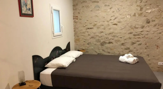 Коттедж c 1 комнатой Chambres d hôtes du Castell de Blés