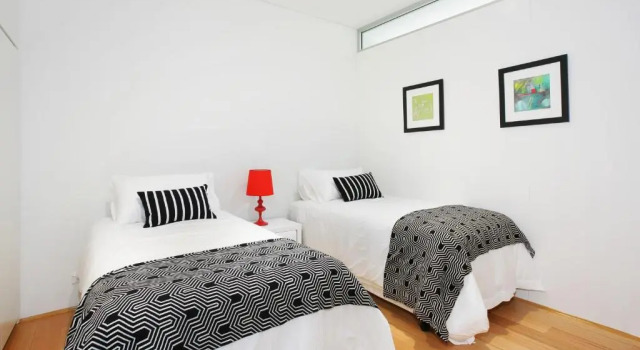 New York on Riley - Split-Level Executive 2BR Darlinghurst Apartment with a New York Feel, Забронировать Апартаменты/квартира Апартаменты Сиднея, рядом с Австралийский музей, Апартаменты/квартира