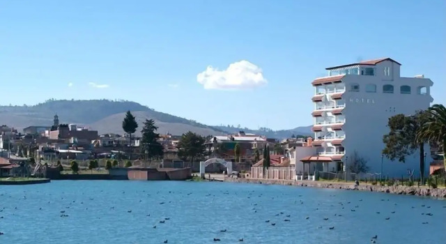 Номер Standard с видом на озеро Hotel 9 Manantiales