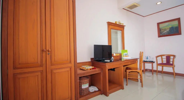 Sapta Nawa Resort 1 Gresik, Book Ferieresort Billige hoteller i Gresik