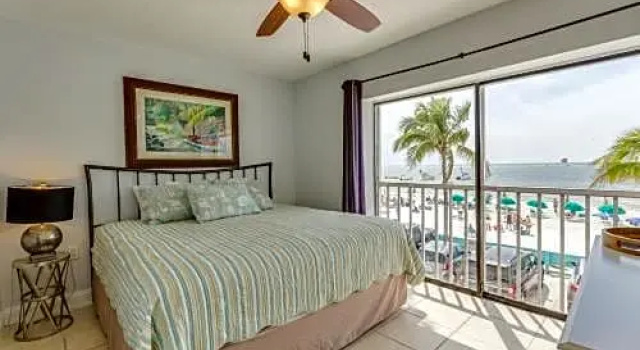 Вилла Pierview Hotel and Suites