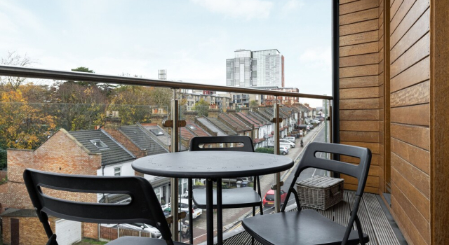 Premium 2 Bed Flat near Colindale Station, Varaa Huoneisto Asunnot kohteessa Merseyside, Huoneisto