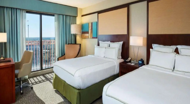 Четырёхместный номер Курорт DoubleTree by Hilton Orlando Theme Park